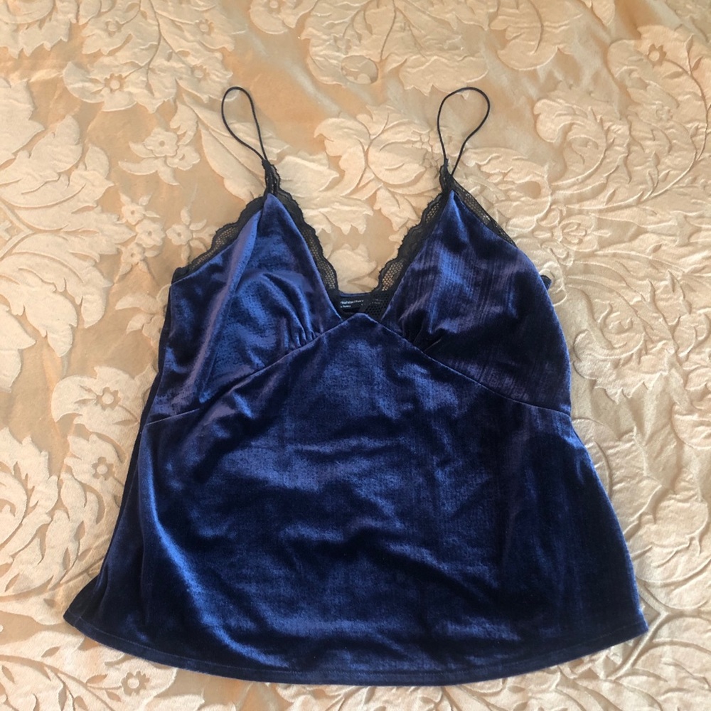 ZARA NAVY VELVET TANK WITH LACE 🦋